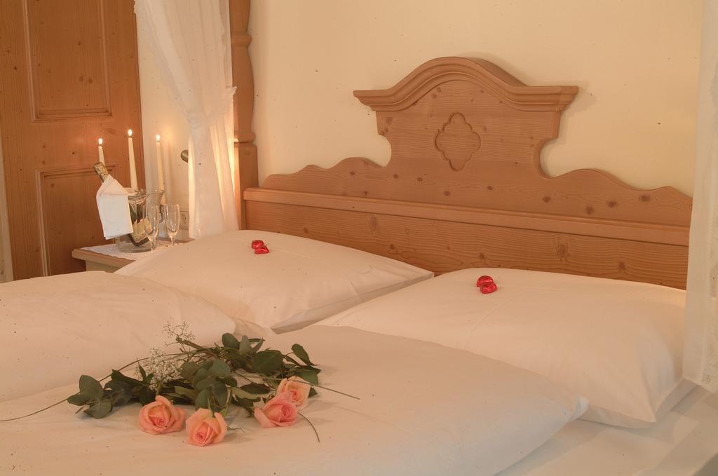 סן גנסיו אטסינו Hotel Koenig Laurin מראה חיצוני תמונה